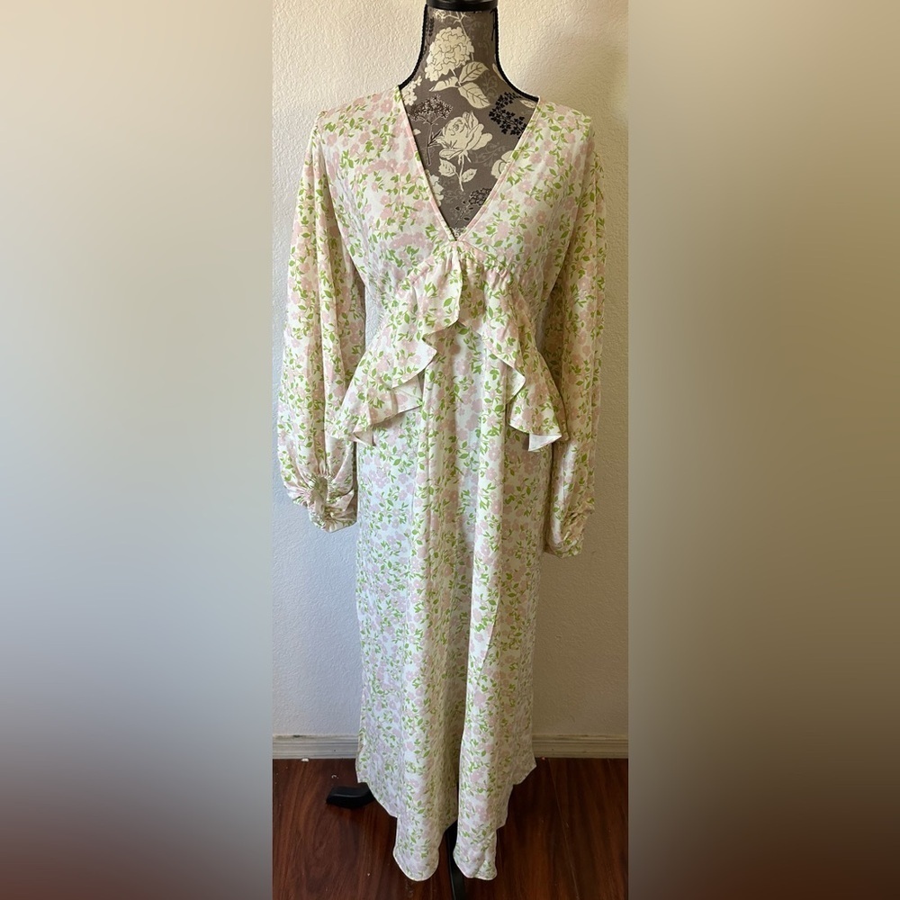 TopShop Ivory Print Double V Ruffled Cream Green &Pink Floral Maxi Dress -8 NWT - Picture 2 of 6
